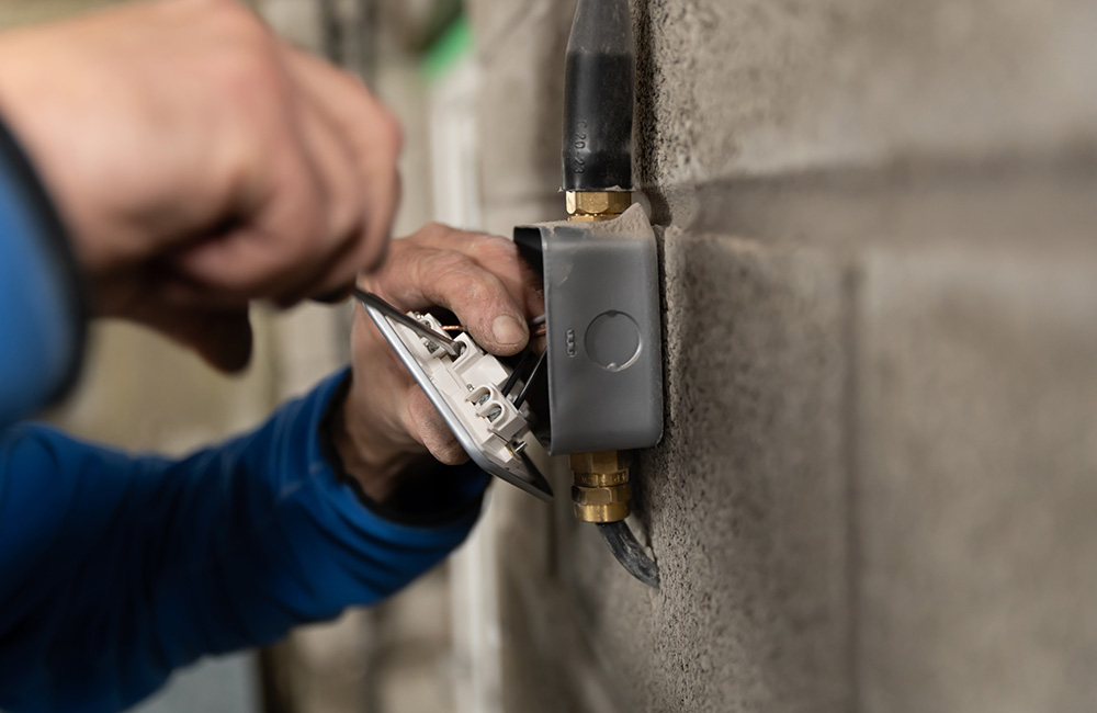 Reids Electrical Services - Power Point Solutions for East London
